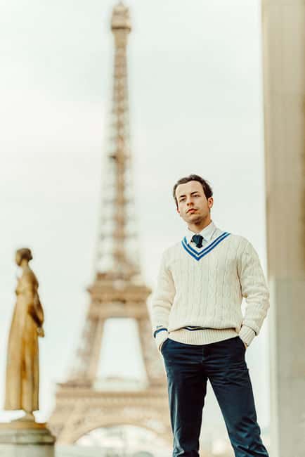 Paris : Louvre Street Photoshoot - Who will enjoy this Louvre photoshoot most?