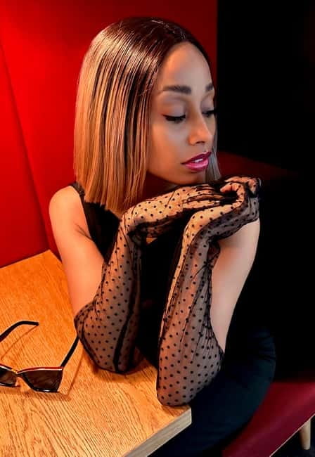 Paris: Old Money Photo Shoot with Outfits and Accessories - What the one-hour format really gives you