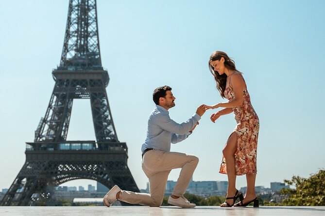 Paris One-Hour Private Photo Shoot - Proposals and special occasions