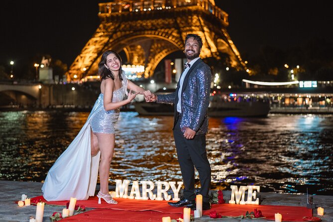 Paris One-Hour Private Photo Shoot - Who will enjoy this most