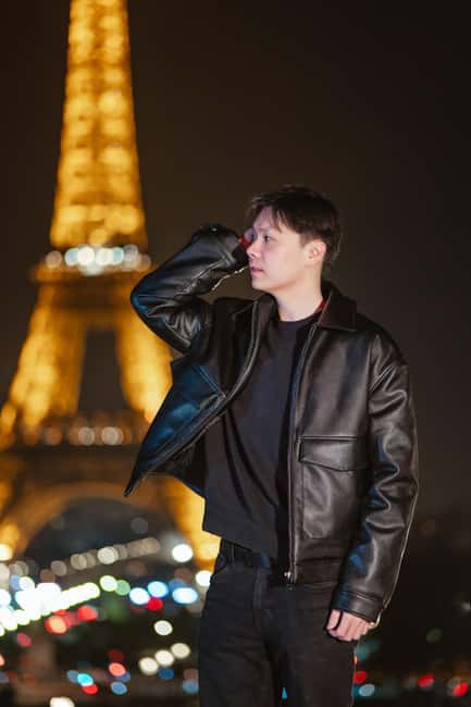 Paris photographer 1 hour near the Eiffel Tower or in Paris - Is $82 Per Person Good Value?