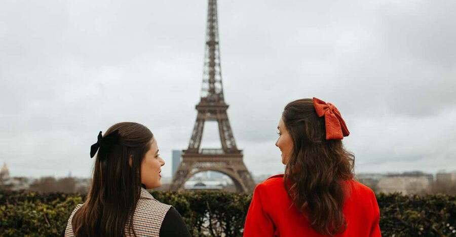 Paris: Photoshoot at the Eiffel Tower / Arc de Triomphe - What the photographer adds to your pictures