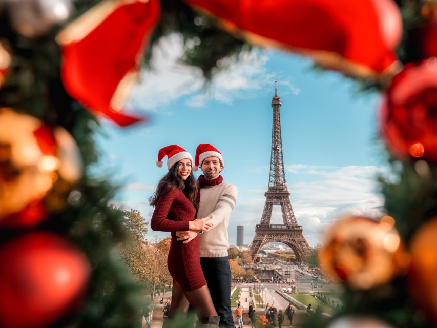 Paris: Private Christmas Photoshoot with Props - Is $151 good value for up to six people?