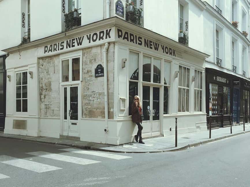 Paris: Private Marais District Photoshoot Plus 1 Polaroid - Hôtel de Sully: courtyards, gardens, and Louis XIII detail