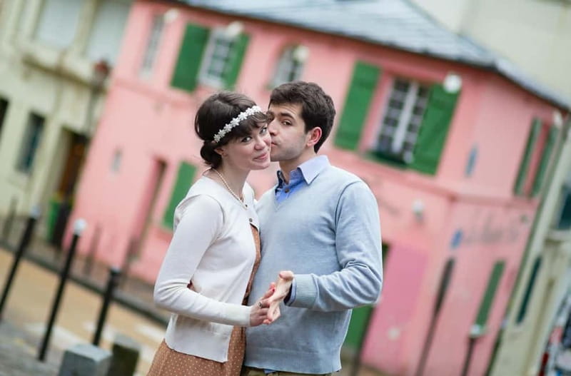 Paris: Private Montmartre Photoshoot with Parisian Charm - Key points to know before booking
