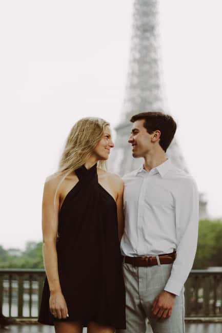 Paris: Private Photo Shoot in Two Locations - Meeting at Pont d’Iéna