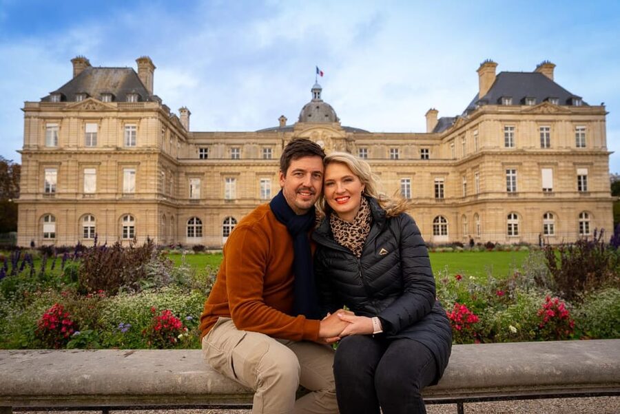 Paris: Private photo shooting at the Luxembourg Garden - Key points to know before booking