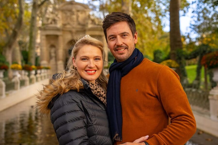 Paris: Private photo shooting at the Luxembourg Garden - Benoît’s style and the value of a private photographer