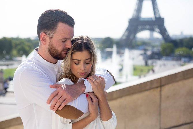 Paris Private Photoshoot Experience - Bridges, river views, and better camera angles
