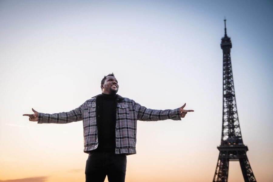 Paris: Private Photoshoot Near Eiffel Tower 55 Photos - Choosing the right time for light and weather