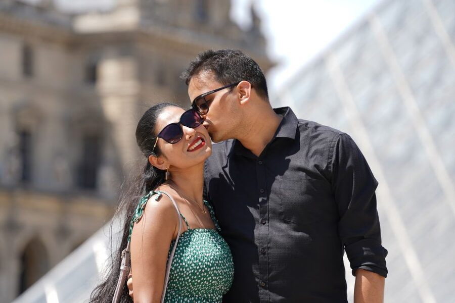 Paris: Private Photoshoot Outside the Louvre Museum - The Louvre exterior as your backdrop