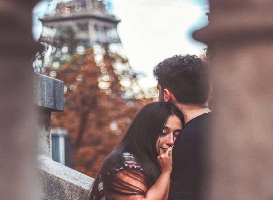 Paris: Private photoshoot with a Professional - Photo editing and the 24 to 72 hour wait