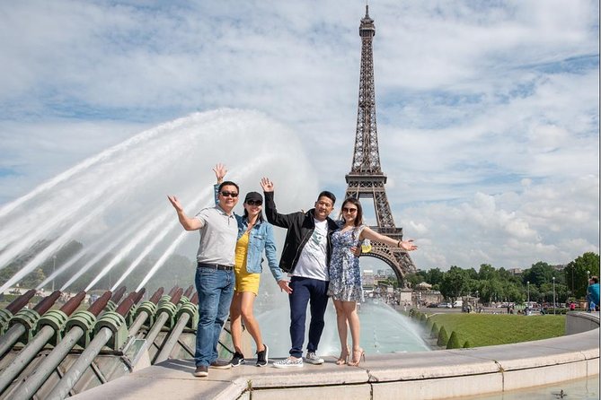 Paris Private Walking Tour with a Personal Photographer - A Photo Walk That Puts You in the Picture