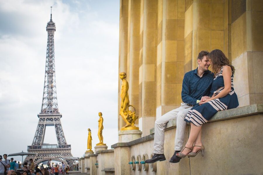 Paris Pro Photography: Best Private Photoshoot - Timing, clothing, and weather planning