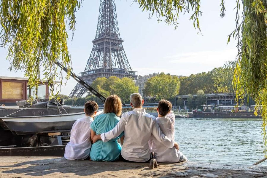 Paris: Professional Photoshoot - Key points at a glance