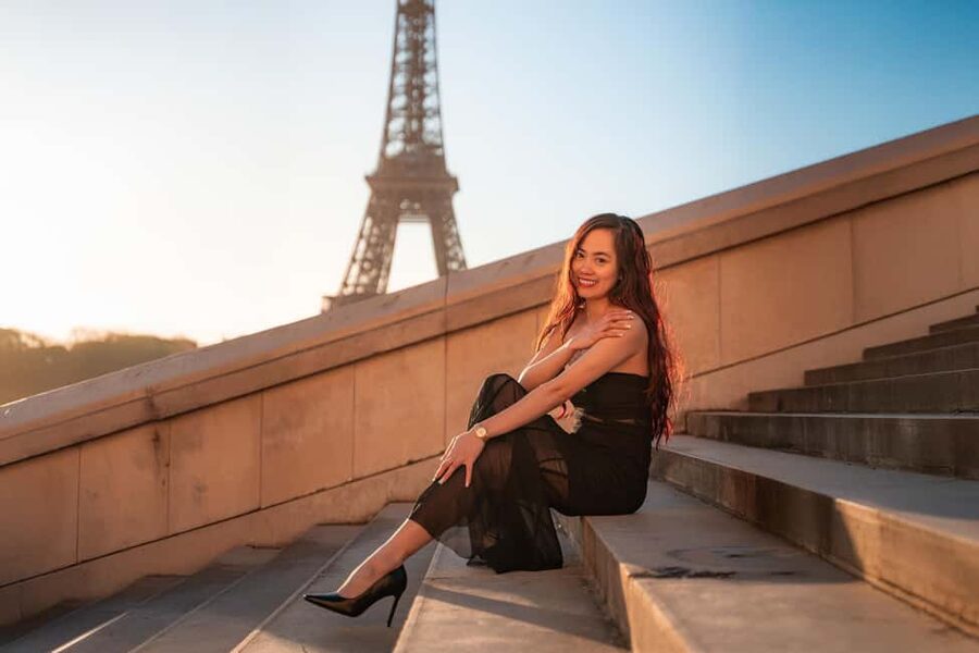 Paris: Professional Photoshoot with the Eiffel Tower - Your edited gallery within 48 hours