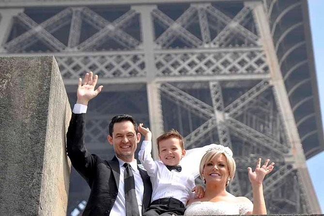 Paris Renew Your Wedding Vows Experience with Professional Photographer - The walking photo session around the Seine