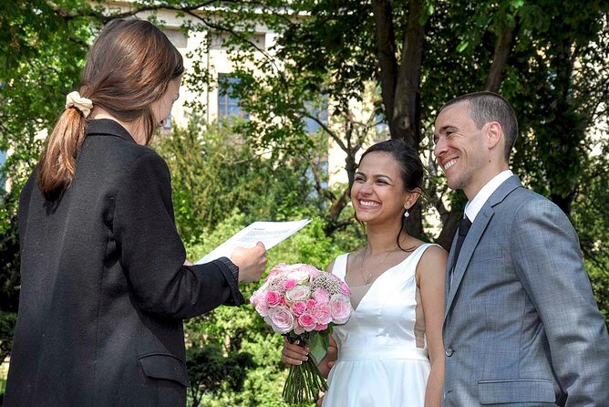 Paris Renew Your Wedding Vows Experience with Professional Photographer - The optional HD video upgrade