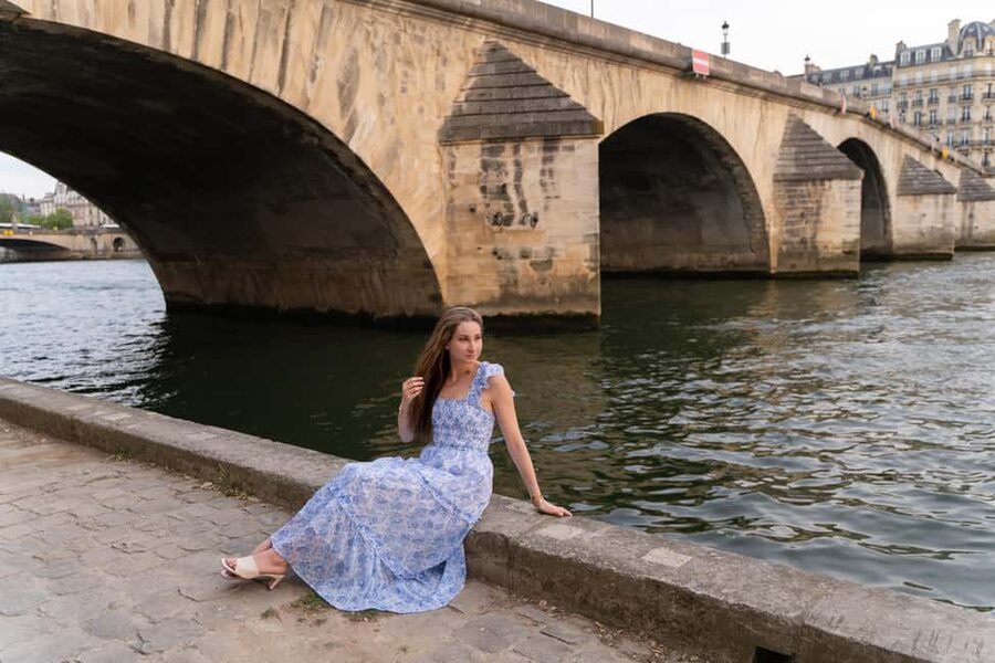 Paris:sunset photoshoot in ❤️️ of Paris- Louvre Orsay Eiffel - Pont Royal is the smart place to begin