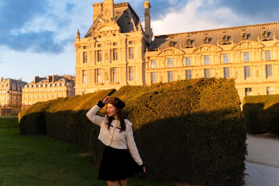 Paris:sunset photoshoot in ❤️️ of Paris- Louvre Orsay Eiffel - The one-hour session covers more of central Paris