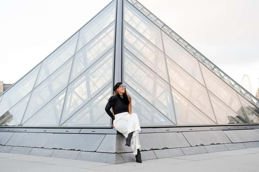 Paris: The Essentials, Private Photoshoot - The Metro Transfer to the Eiffel Tower