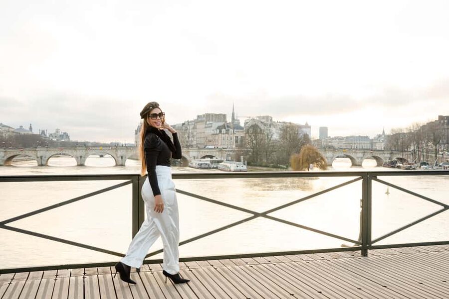Paris: The Essentials, Private Photoshoot - The Eiffel Tower Session and Trocadéro Views