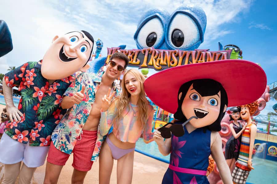 Pattaya: Columbia Pictures Aquaverse Cabana Experiences - Shows, 4D cinema, and character visits