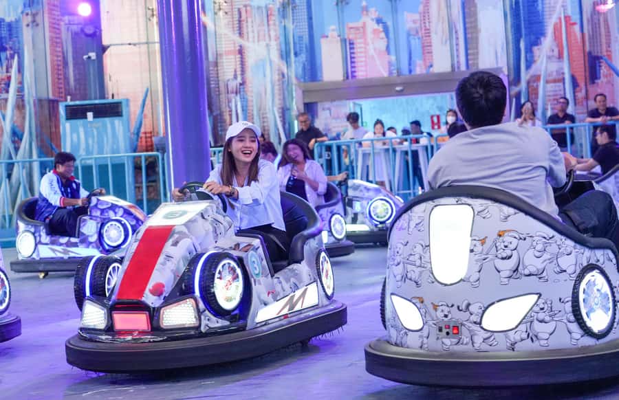 Pattaya: Columbia Pictures Aquaverse Ticket + Activities - Food, shopping, and the real cost of a $62 ticket