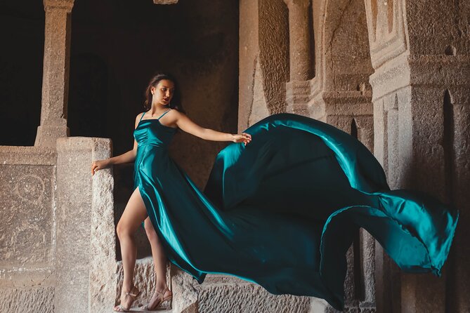 Photo Shoot in Cappadocia - Dress rental and optional props