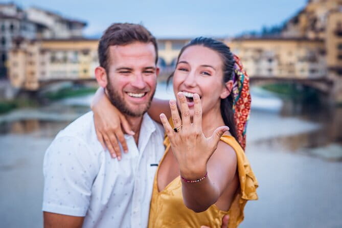 Photo Shoot in Florence with a Professional Photographer - Choosing between 90 minutes, 2.5 hours, and four hours
