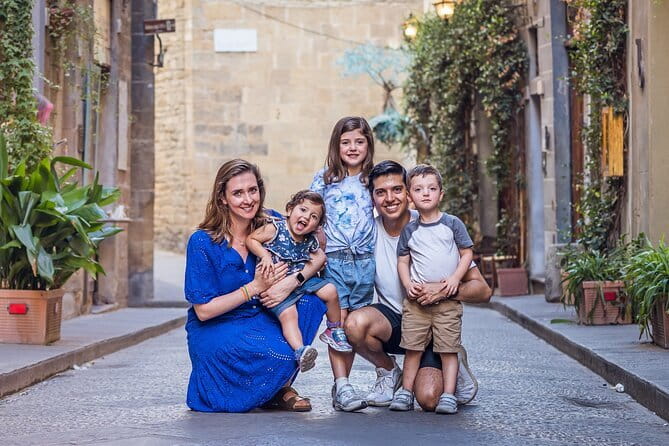 Photo Shoot in Florence with a Professional Photographer - Starting in Florence’s historic center