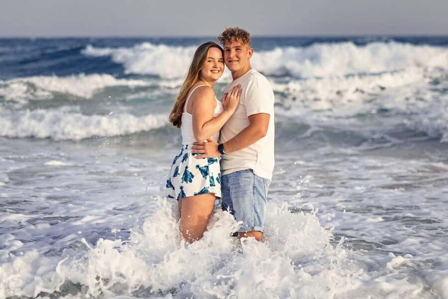 Photo shoot in Fuerteventura (south) with a professional photographer for special holiday moments - Starting near your hotel saves the 45-minute session