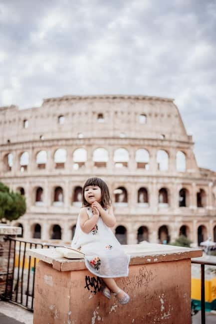 Photo Shoot in Rome with Vespa And Vintage Fiat 500 Options - Trevi Fountain Without Wasting Your Best Angle