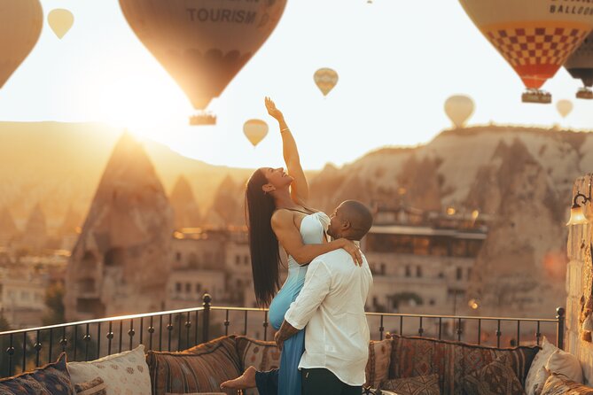 Photo Shooting with Breathtaking Views and Carpeted Corners - What the photographer adds