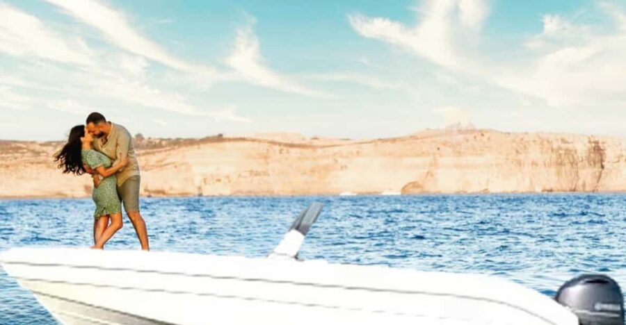 Photo Shoots Adventure - Trips in Lovers Cave, Gozo & Comino - The short ride to Comino’s best-known water