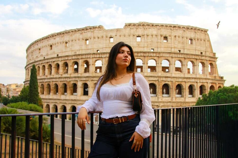 Photo Tour Experience in Rome - Discover the Most Iconic Places - Colosseum and Roman Forum: ancient Rome in the frame