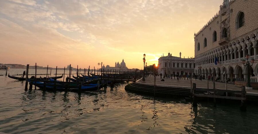 Photo with a professional photographer in Venice - What happens during the one-hour session