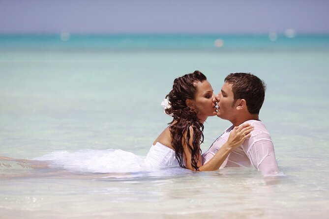 Photographer in Punta Cana, professional photo shoot - Pickup, timing, and group size