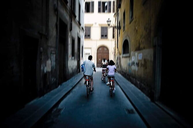 Photography Bike Tour of Florence - Why a bicycle works well in Florence