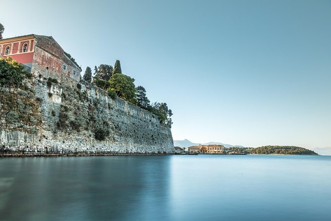 Photography workshop & tour in Corfu Old Town - Portraits, group pictures, and the human side of the tour