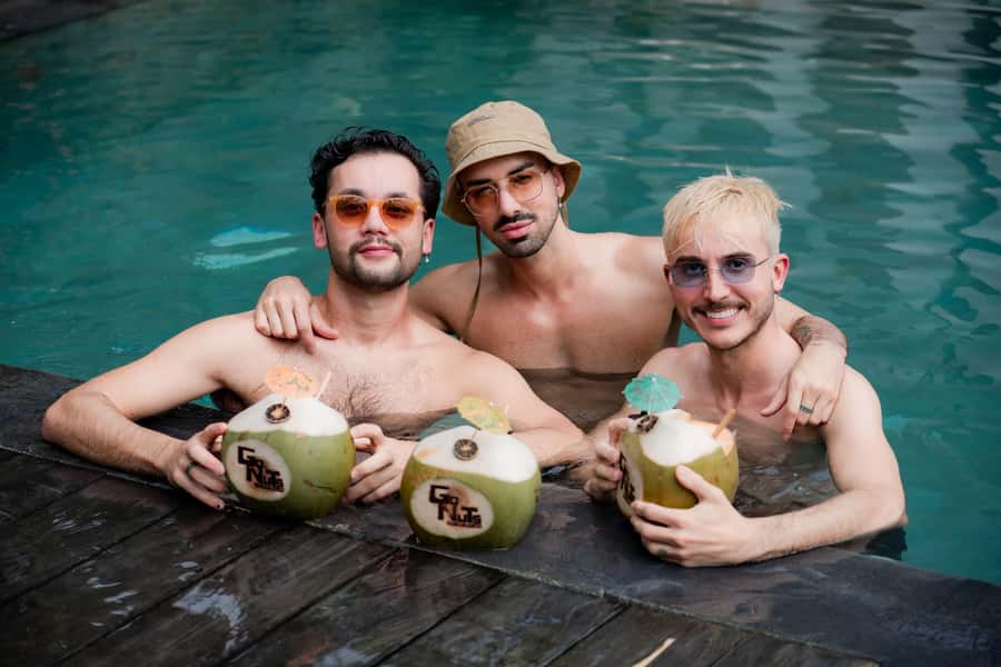Photoshoot in Bali - The real value of the $36 group price