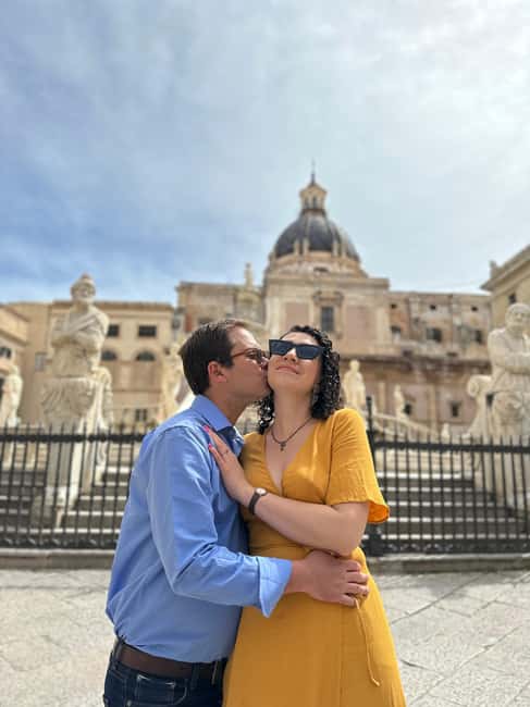 PHOTOSHOOT IN PALERMO - Piazza Pretoria and Palermo’s sculptural backdrop