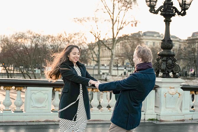 Photoshoot in Paris - Eiffel Tower - What you receive after the camera stops