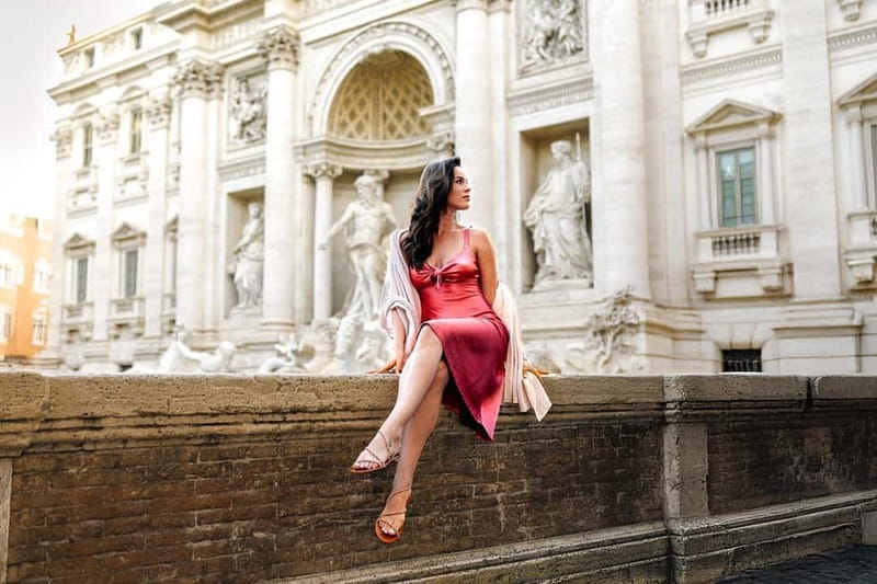 Photoshoot in Rome for couples - Pose help is a major part of the value