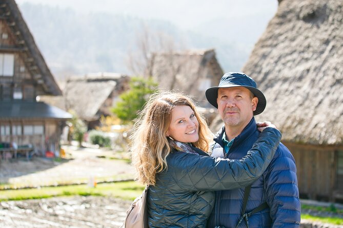 Photoshoot in Shirakawago/Takayama by professional photographer - What makes Shirakawago a different photo setting