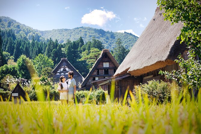 Photoshoot in Shirakawago/Takayama by professional photographer - Takayama or Shirakawago?