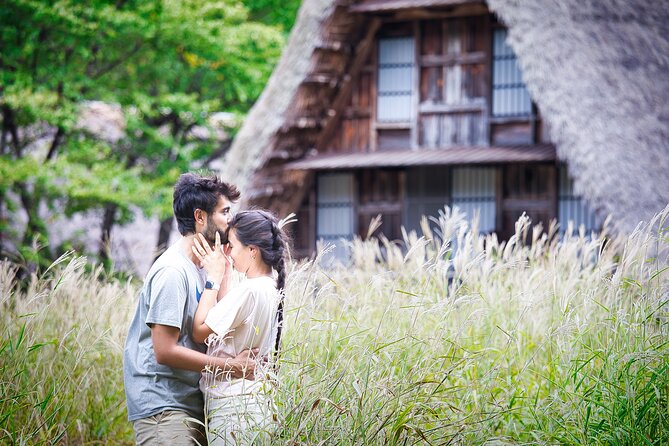 Photoshoot in Shirakawago/Takayama by professional photographer - Should you book TK Photography Kanazawa?