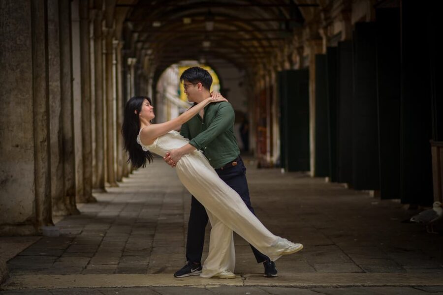 Photoshoot in Venice: Your Story, Our Lens - Book Now! - Outfit changes and planning your look