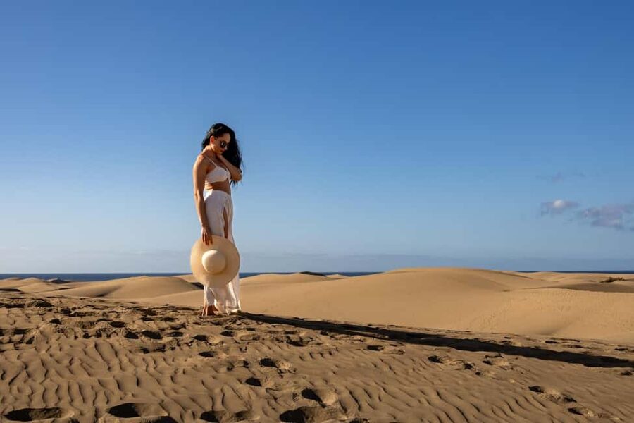 Photoshoot with Professional Photographer in Maspalomas - Why a Maspalomas photoshoot can be worth your holiday budget