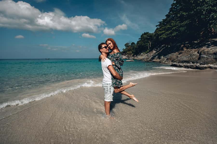 Phuket: couple photoshoot at Surin Beach - Should you book the $135 photoshoot?